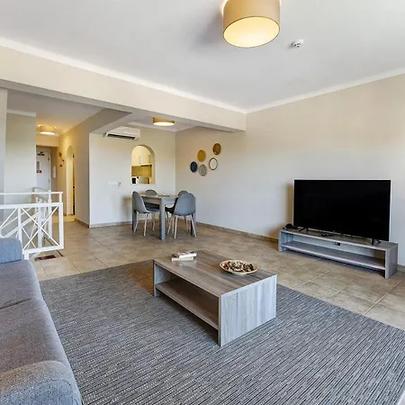 Pestana Gramacho T1 * קארבואירו